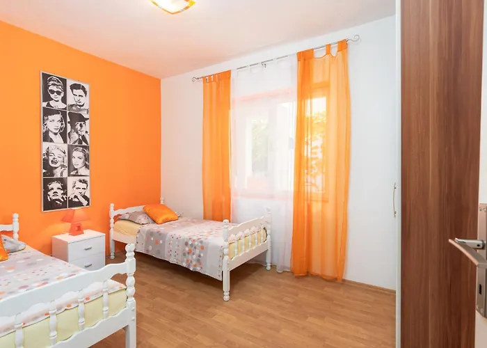 Apartment Vjera By Interhome