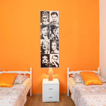 Apartamento Vjera By Interhome