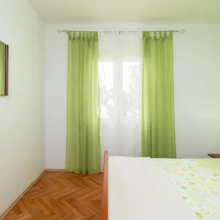 Vjera By Interhome *